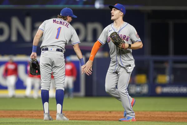 Canha's slam caps 8-run 4th inning, Mets rout Marlins 11-3