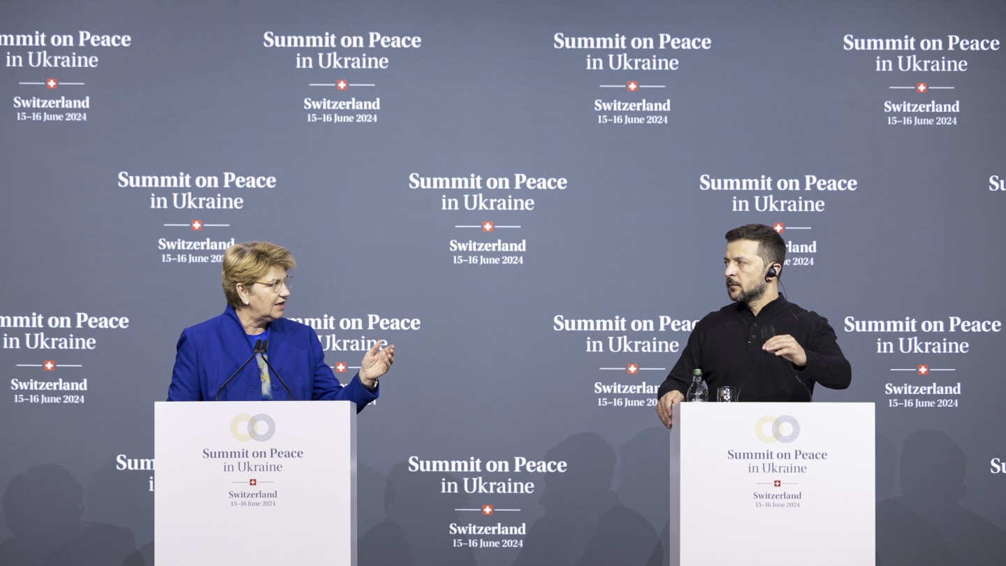 우크라이나 평화 정상회담: 세계 지도자들이 스위스 리조트에서 만났으나 러시아는 참석하지 않았습니다.