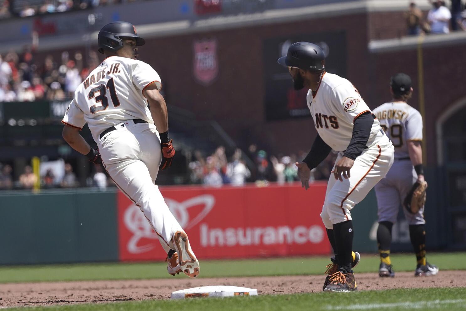 Giants bullpen offers deep, effective mix with no set closer