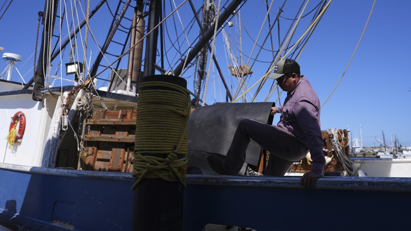 Meet the Gulf shrimpers rooting on Trump's tariffs in a Texas fishing town