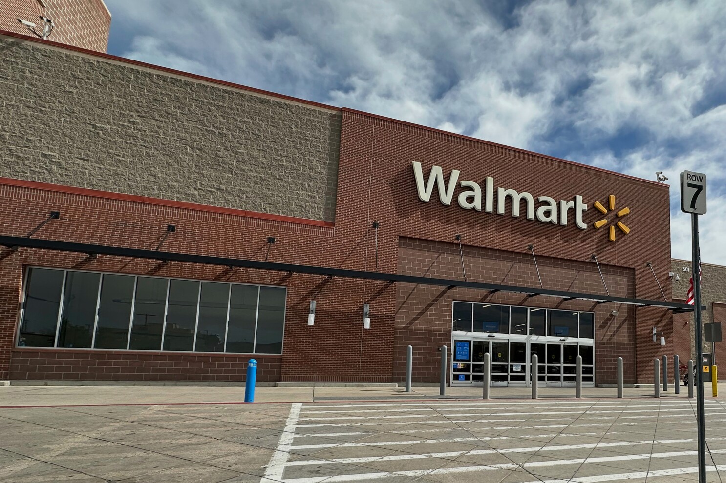 Trump warns Walmart not to raise prices due to his tariffs