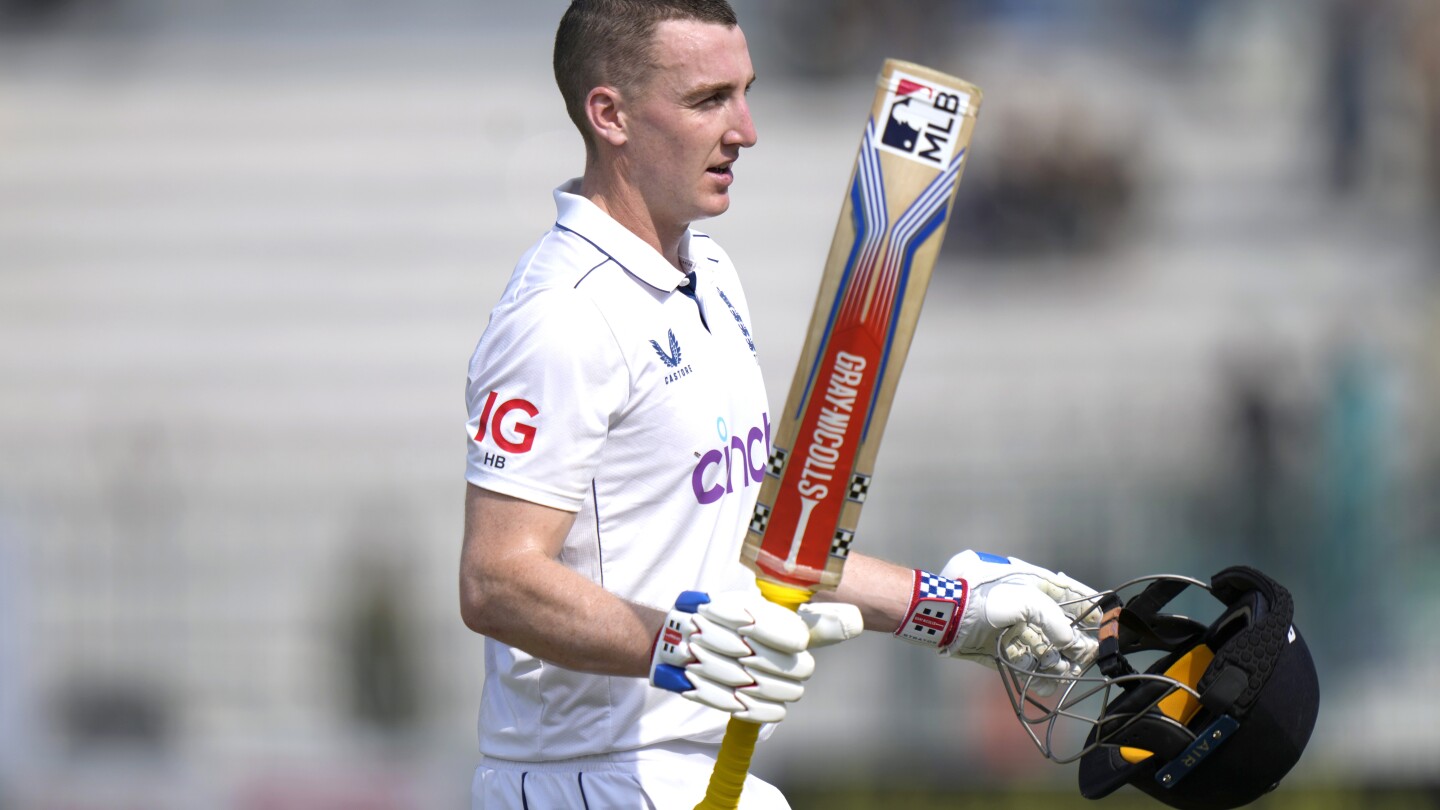 Brook and Root set batting records with 800-run England close to famous cricket win over Pakistan