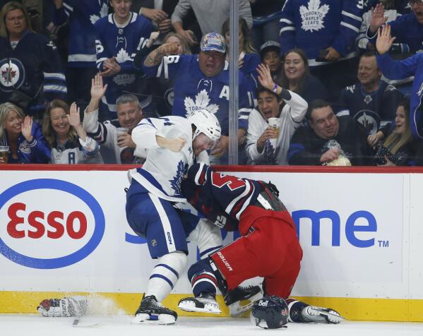 Tavares scores 2 power-play goals, Toronto tops Winnipeg 4-1