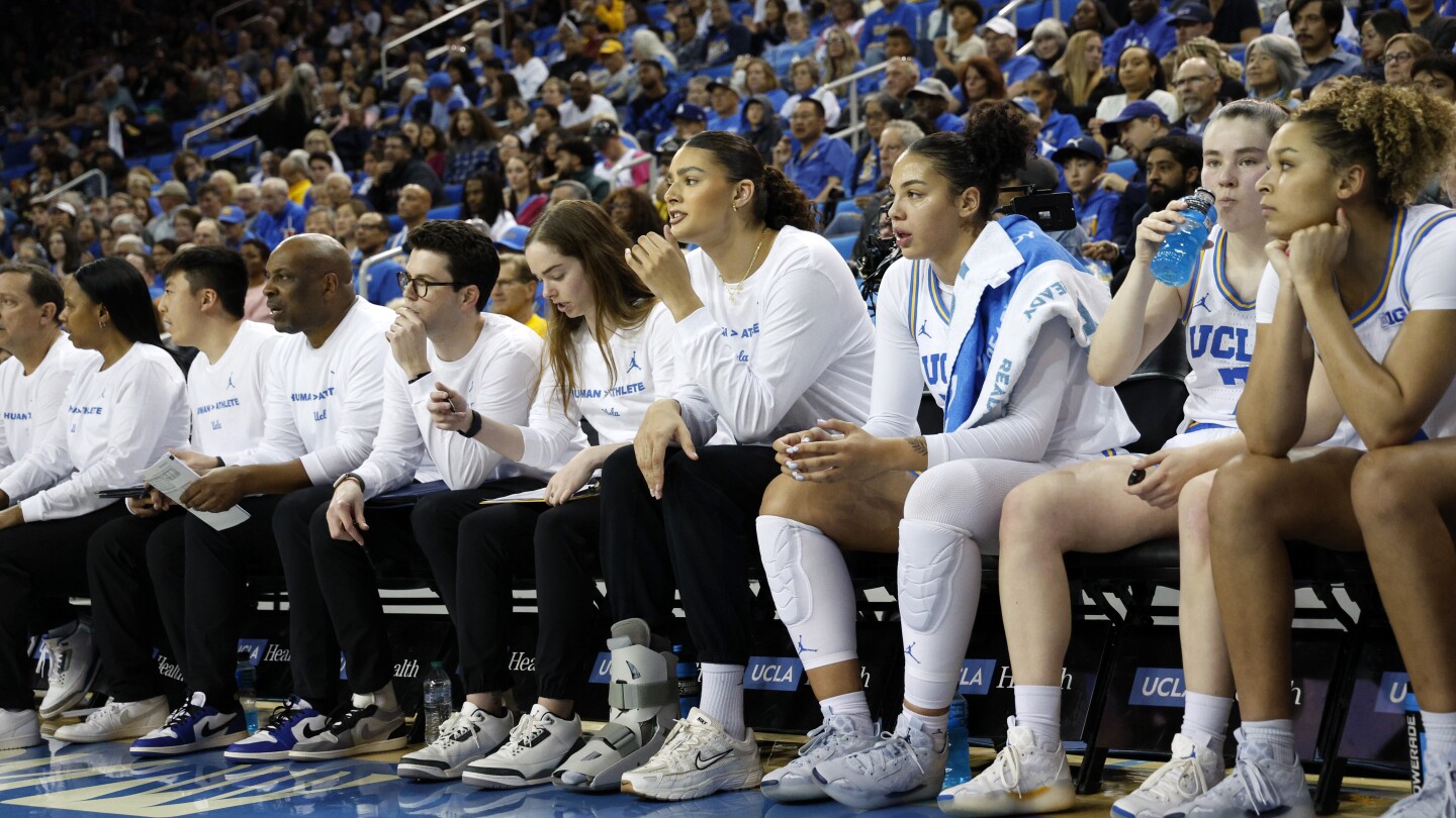 Lauren Betts out with right foot injury for top-ranked UCLA
