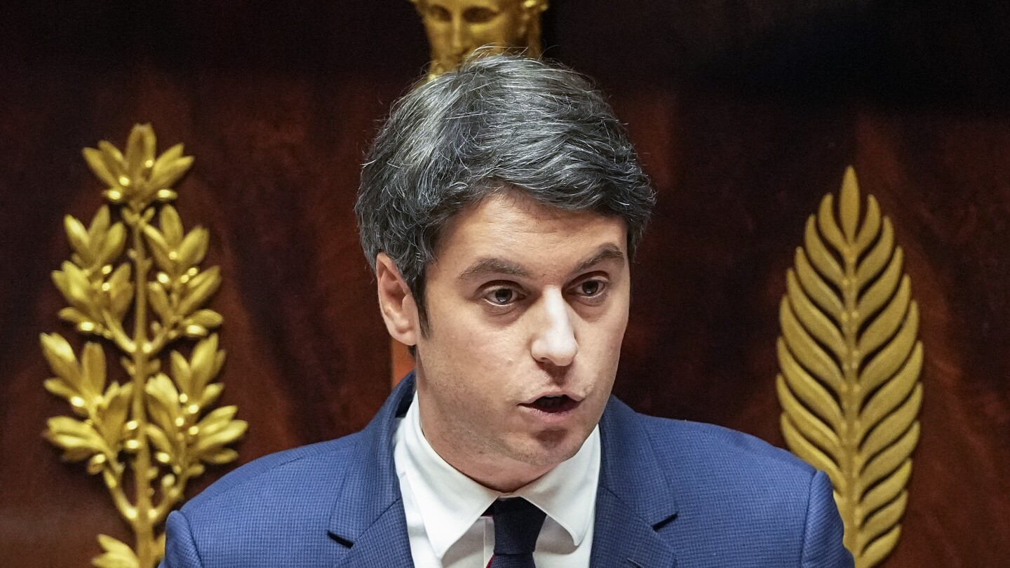 Новият министър-председател на Франция обеща да защитава фермерите и да възстанови авторитета в училищата