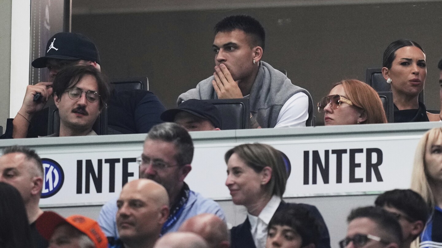 Lautaro Martinez Doubtful for Champions League Second Leg Against Barcelona
