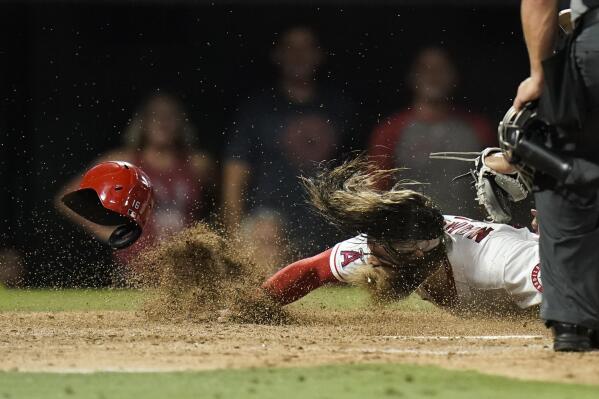 Angels rally to defeat White Sox on Opening Day