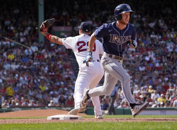 Red Sox win 8th straight on Fourth of July