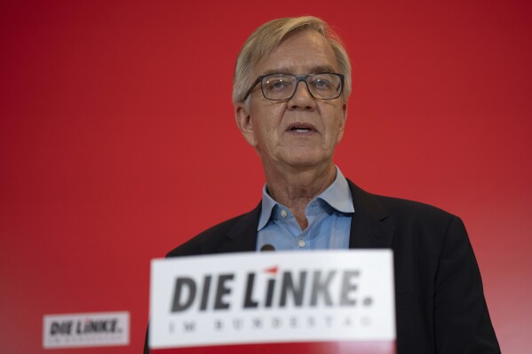 Dietmar Bartsch, parliamentary group leader of Die Linke, Left Party, speaks during a press statement before the start of the parliamentary group meeting of Die Linke in the Bundestag in Berlin, Germany, Tuesday Nov. 14, 2023. Germany's opposition Left Party said Tuesday that it will dissolve its parliamentary caucus next month after Sahra Wagenknecht, long one of its most prominent figures, broke away to found a new party with a more nationalist, migration-skeptic agenda. (Michael Kappeler/dpa via AP)