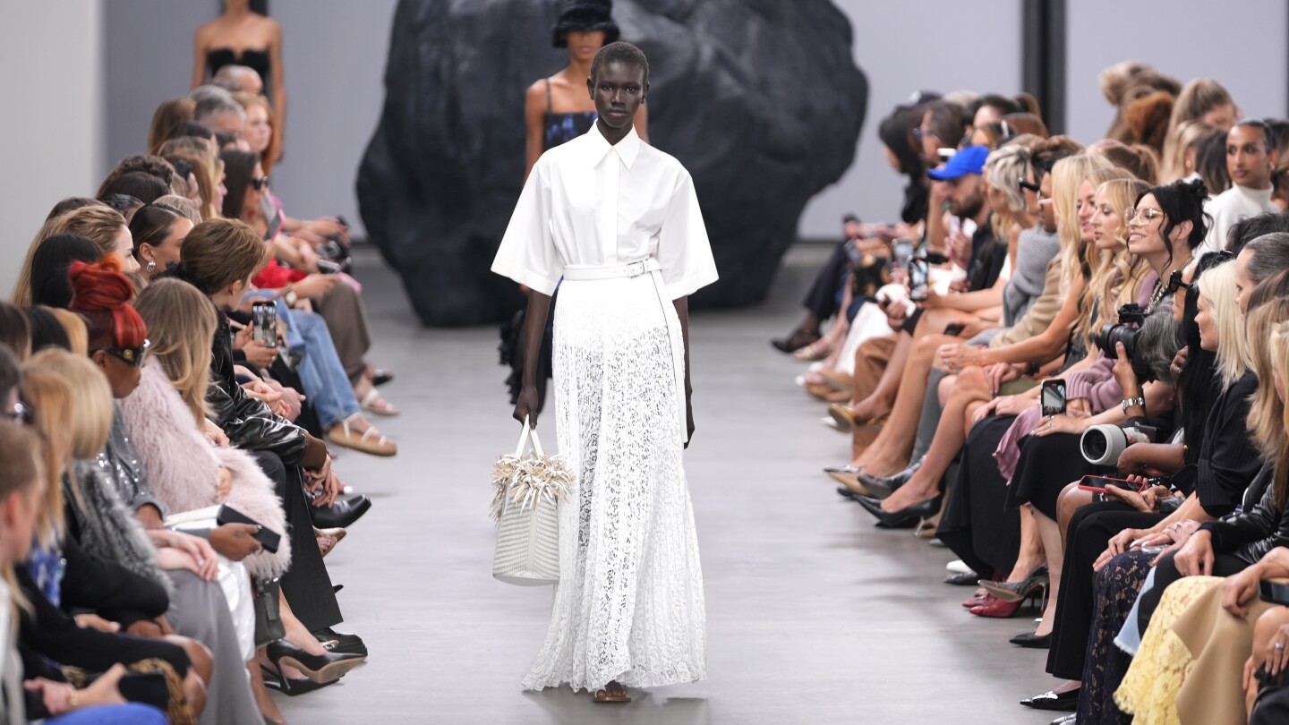 Bold looks among boulders at Michael Kors’ New York Fashion Week show