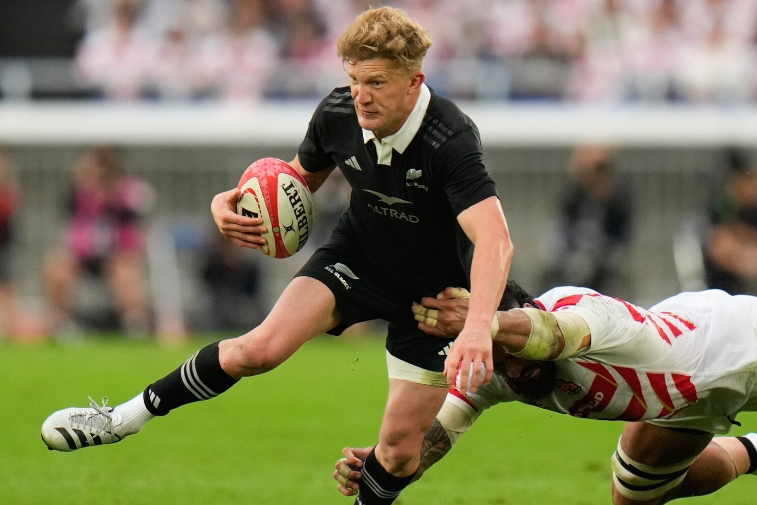 Chiefs topple the Crusaders in Super Rugby; injuries hit Wallabies Lolesio and Sua'alii