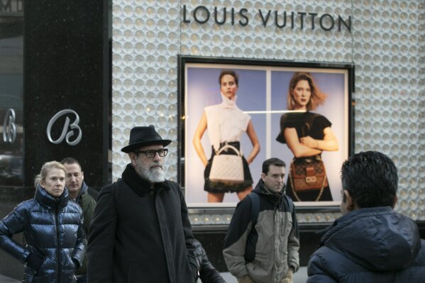 Louis Vuitton parent company to acquire Tiffany & Co. stores