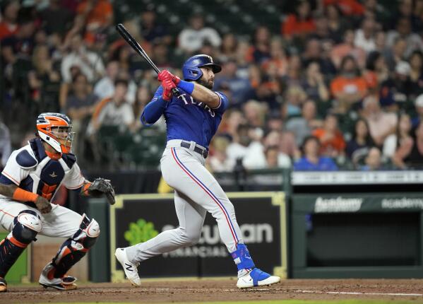 Did Martin Maldonado use an illegal bat? Astros catcher forced to