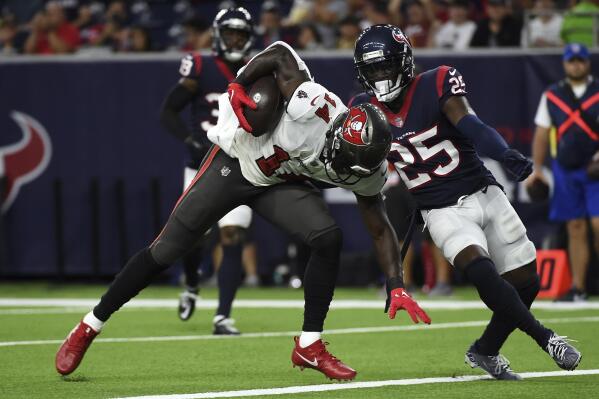 He Thinks He's Lawrence Taylor -  - Tampa Bay Bucs Blog,  Buccaneers News
