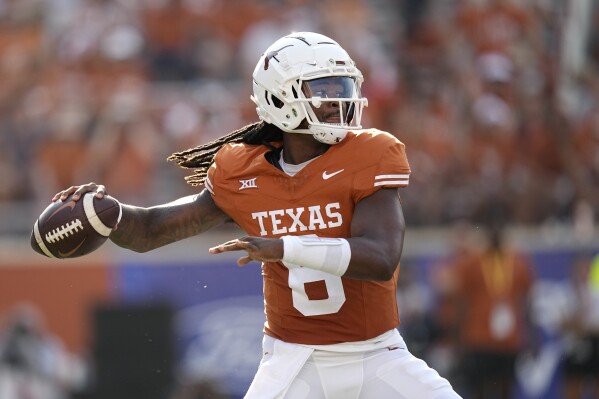 FILE - Texas quarterback Maalik Murphy (6) throws against Rice during the second half of an NCAA college football game in Austin, Texas, Saturday, Sept. 2, 2023. Murphy will likely get his first career start when the No. 7 Longhorns (6-1, 3-1) host Big 12 newcomer BYU (5-2, 2-2) Saturday, Oct. 28. (AP Photo/Eric Gay, File)