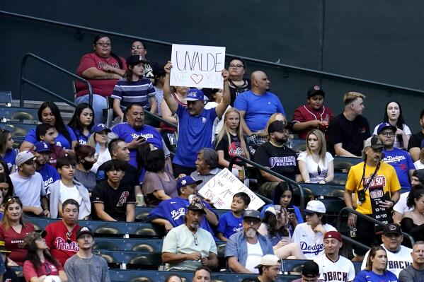 Edwin Rios, Mookie Betts Hit Back-to-Back Homers, Dodgers Defeat D-Backs  6-4 – NBC Los Angeles