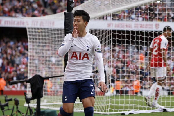 Tottenham busca empate duas vezes em clássico contra o Arsenal pelo Inglês