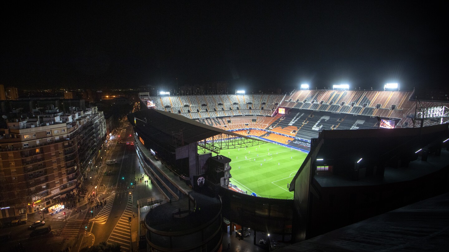 МАДРИД (АП) — Атлетико Мадрид обновява своите тренировъчни съоръжения. Севиля
