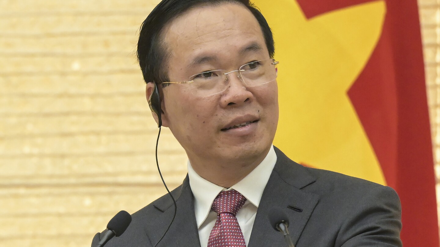 Vietnam\'s President Vo Van Thuong Resigns Amid Anti-Corruption Campaign