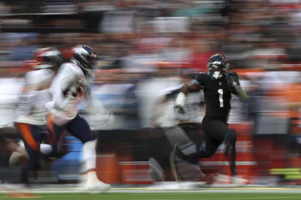 Broncos game balls following 21-17 win over Jaguars and looking