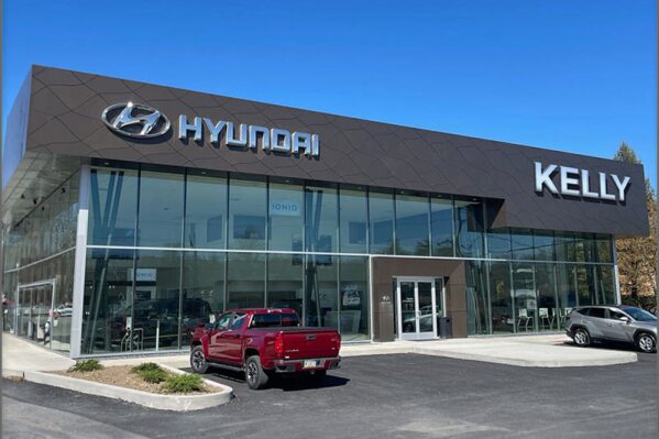 STROUDSBURG, Pa., April 23, 2024 (SEND2PRESS NEWSWIRE) -- Kelly Auto Group has expanded its portfolio of stores this past month by purchasing Major Hyundai, now known as Kelly Hyundai of Stroudsburg. This new Hyundai location is located in Stroudsburg Pennsylvania, which is their first location in the Pocono community, in addition to their other locations in Easton, PA, Emmaus, PA, Hamburg, PA, and Melbourne, Florida. With the addition of this store, their total number of dealership brands reaches 12.
