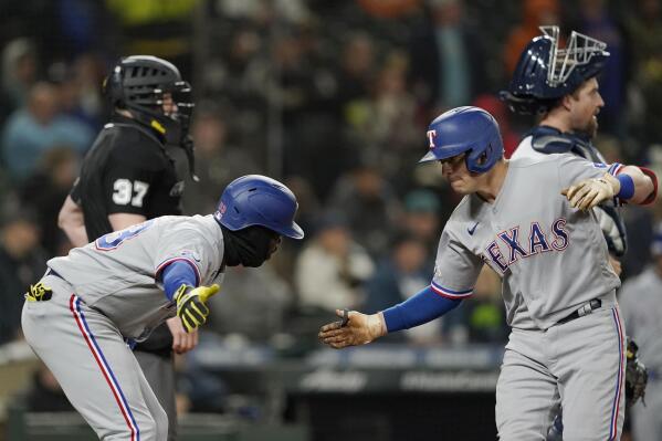 Mariners rally from seven-run deficit, Adam Frazier RBI double