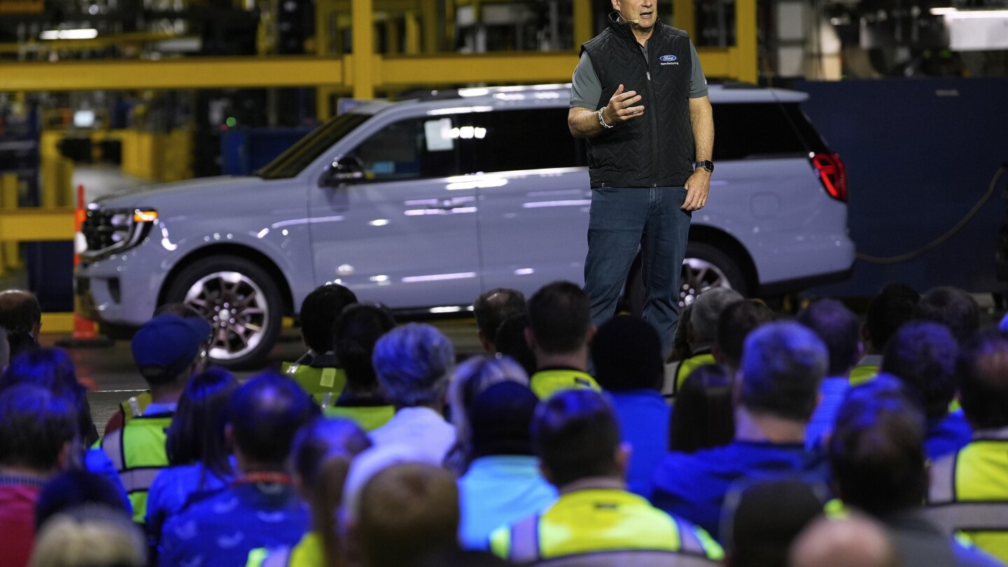 Ford says its Q1 profit fell by two-thirds and it expects a $1.5 billion hit from tariffs this year