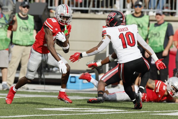 Wisconsin football will host Ohio State, Nebraska at night on NBC