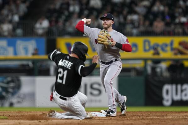 Burger's three-run homer lifts White Sox to 3-1 win over Red Sox