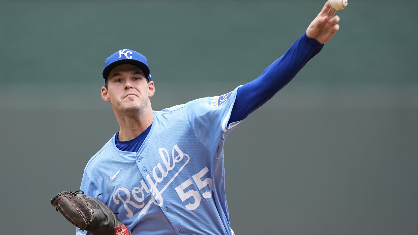 Royals' Cole Ragans exits early with groin tightness