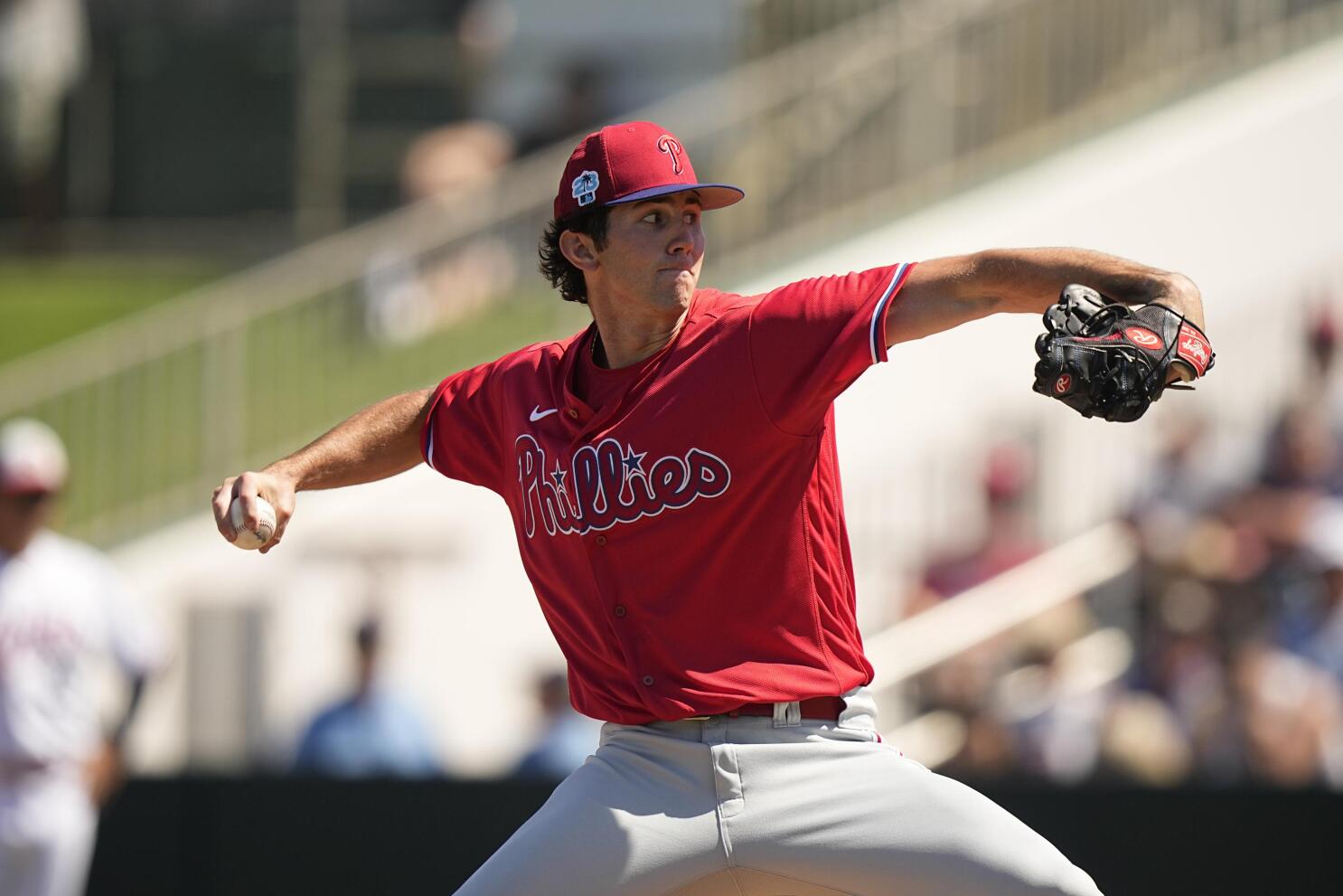 Blue Jays prospect using old glove with Phillies connection makes