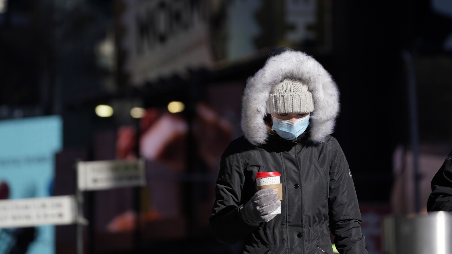Как да останем здрави по време на сезона на настинки, грип и COVID-19