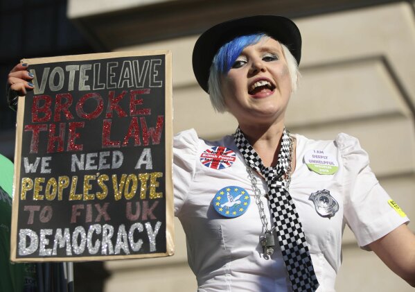 Marchers clog streets of London to demand new Brexit vote