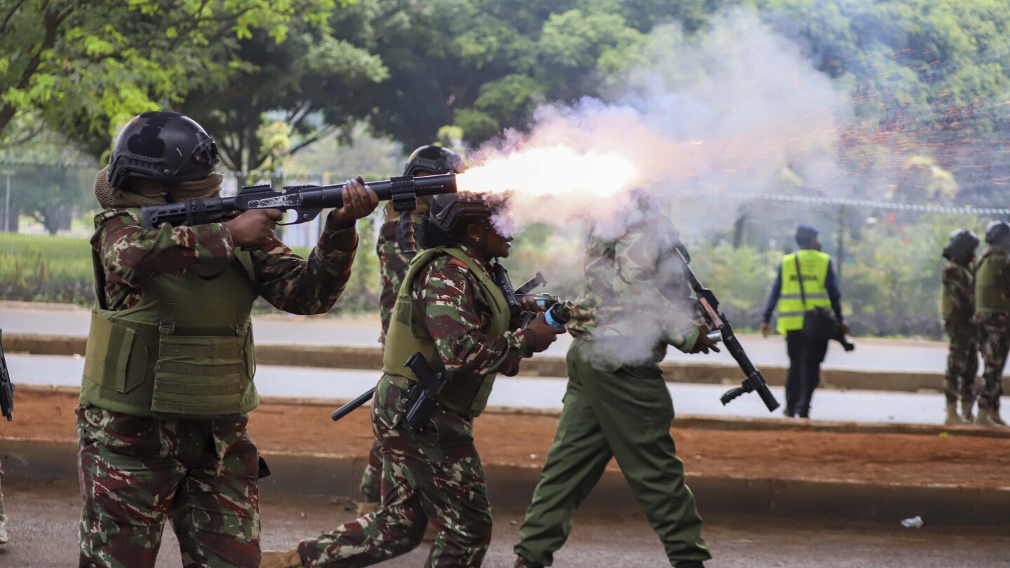Започва разследване на поведението на полицията по време на антиправителствените протести в Кения