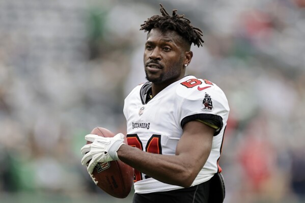 Tampa Bay Buccaneers wide receiver Antonio Brown (81) walks on the field during an NFL football game against the New York Jets, Sunday, Jan. 2, 2022, in East Rutherford, N.J. (AP Photo/Adam Hunger, File)