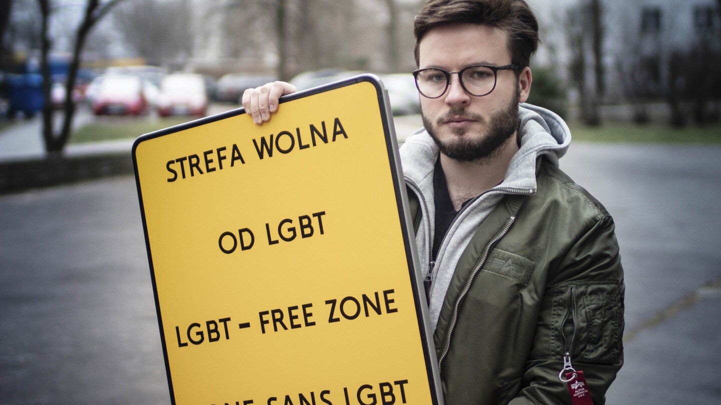 ВАРШАВА Полша AP — Активист за правата на ЛГБТК в
