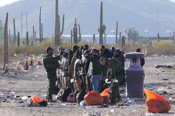 Border Patrol will shut Lukeville crossing in Arizona. The nearest