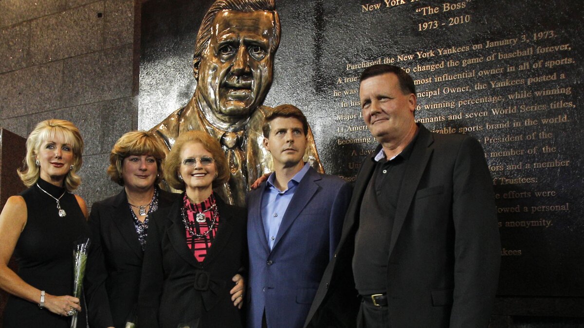 Hank Steinbrenner, the Yankees Owner Who Kept a Guitar in His