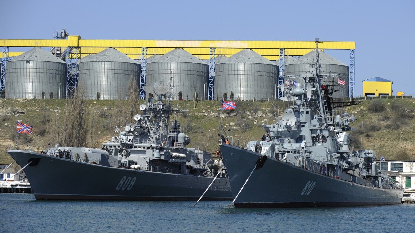 Украинските атаки все повече подкопават силата на руския черноморски флот