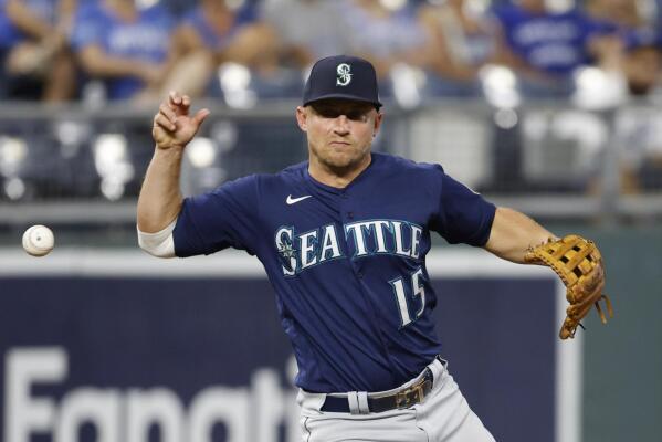 Kyle Seager lets the Mariners walk off the field winners against