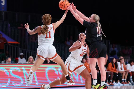 No. 4 Louisville women trounce No. 14 Irish in testy matchup