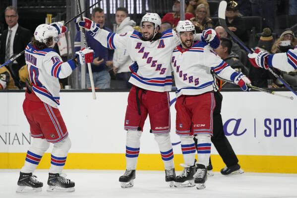 Rangers Use 4-goal 3rd Period to Beat Golden Knights 5-1 - Bloomberg