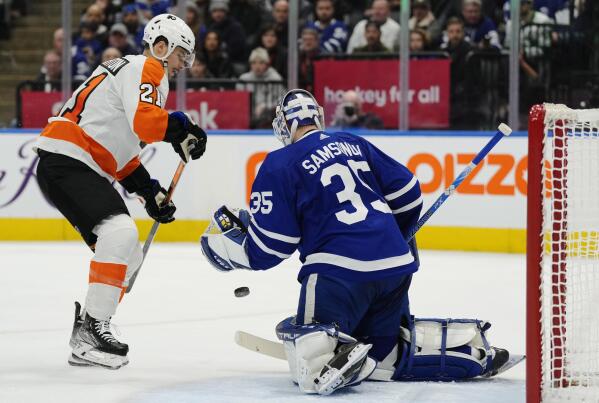 Tavares' 11th career hat trick sends Maple Leafs past Flyers