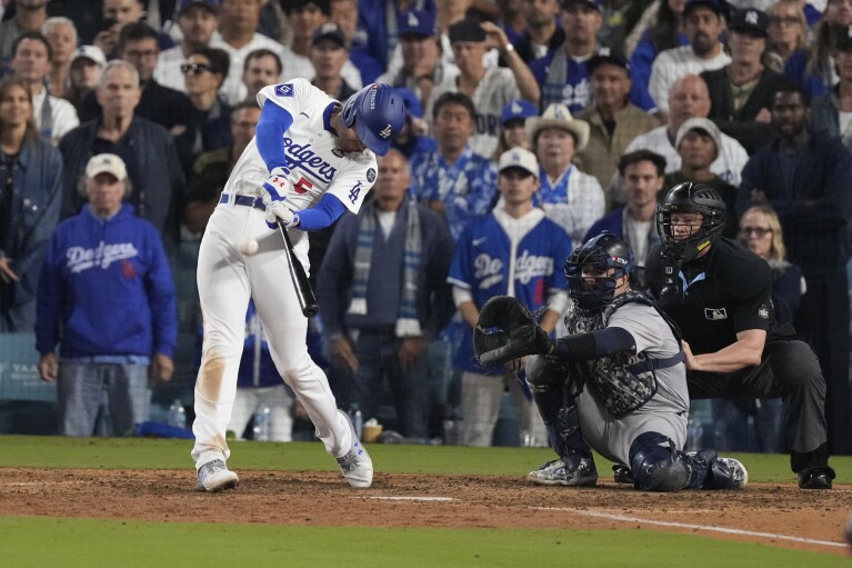 Freeman hits 1st walkoff slam in World Series history as Dodgers top