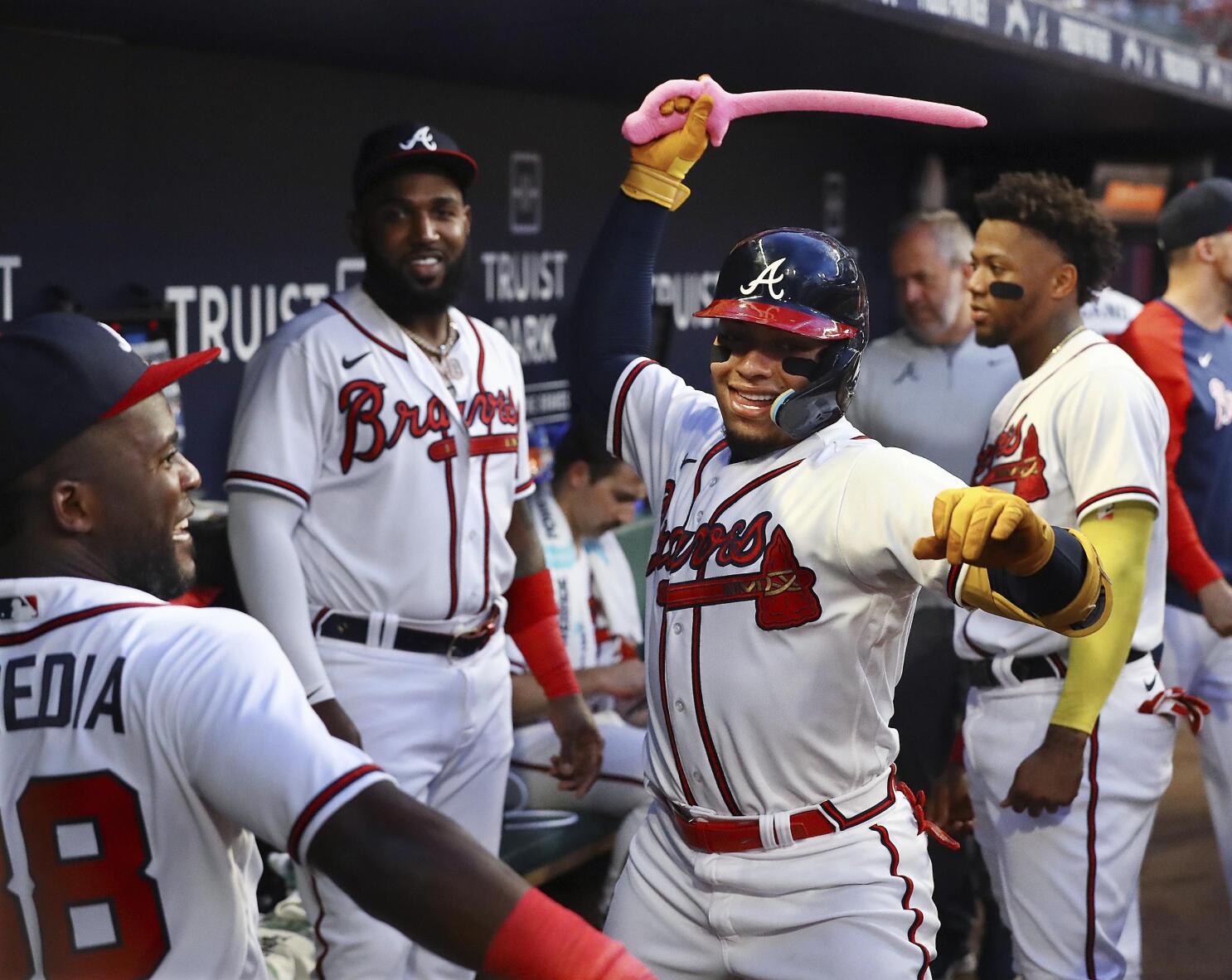 Eddie Rosario, Braves blow out Dodgers, take 3–1 NLCS lead - Sports  Illustrated