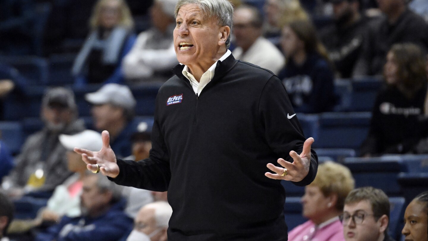 DePaul promotes Jill Pizzotti to replace longtime women's coach Doug Bruno