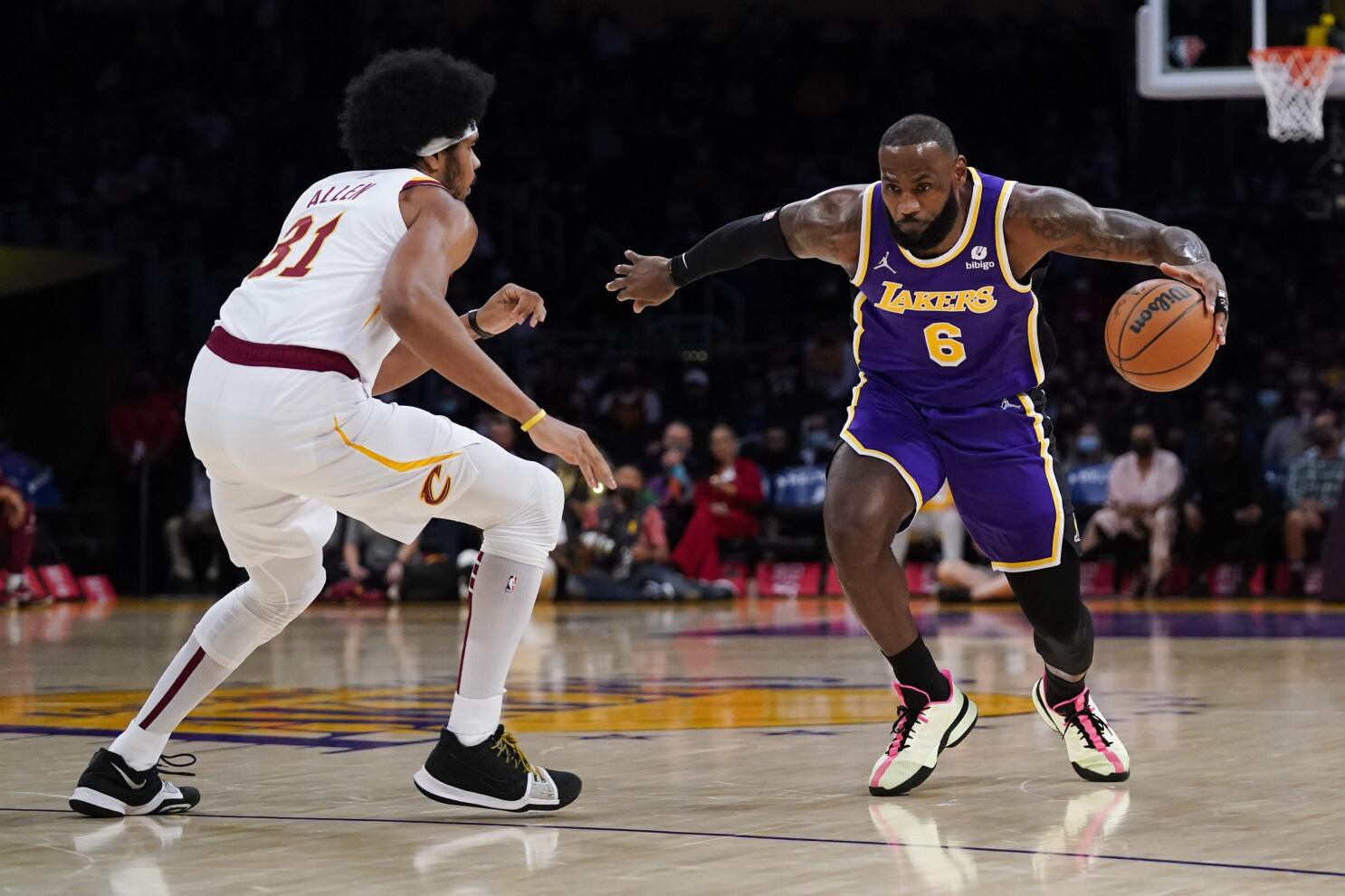 Lakers-Rockets brawl: LeBron strangely claims he 'didn't see anything