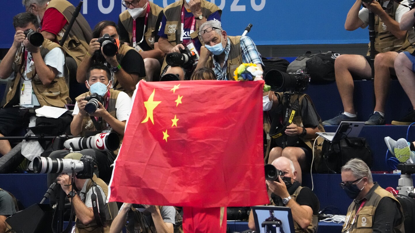 世界反兴奋剂机构证实中国游泳运动员被允许参加东京奥运会，理由是样本受到污染