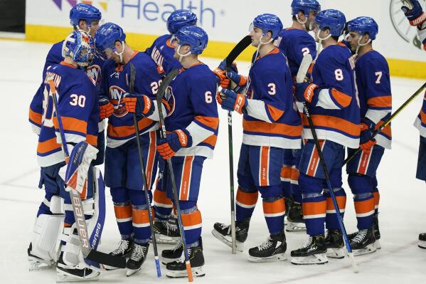 New York Islanders Release Stadium Series Jersey - SI Kids: Sports News for  Kids, Kids Games and More