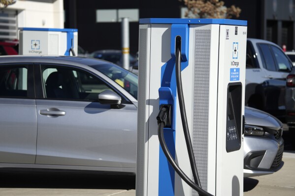 Edmunds launches battery insights to improve transparency for used-EV car  shoppers